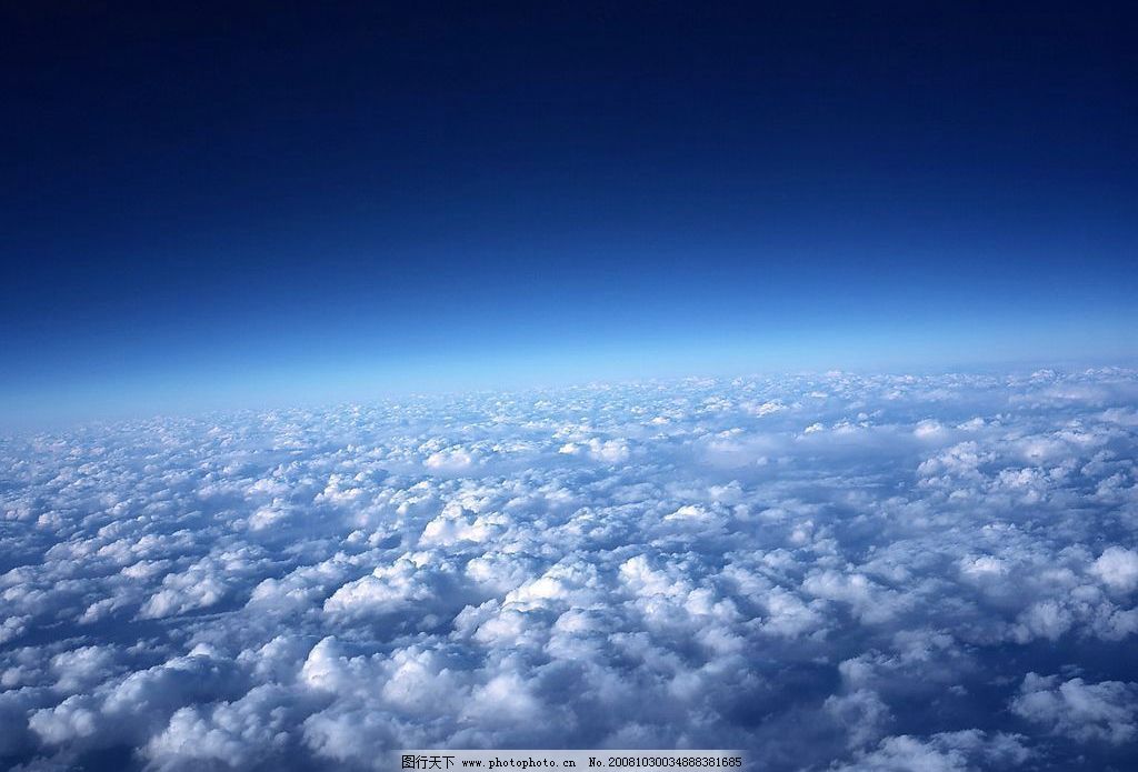 天边的云彩图片