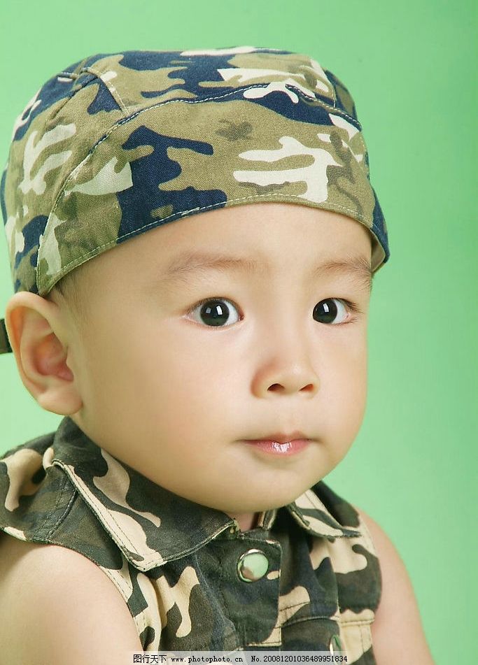 豌兔宝宝 可爱的小男孩 儿童摄影 人物图库 儿童幼儿 摄影图库 300dpi